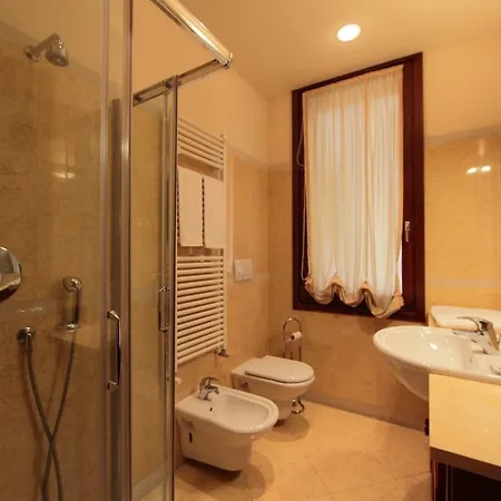 Apartmán Family Three Minutes From San Marco Square,